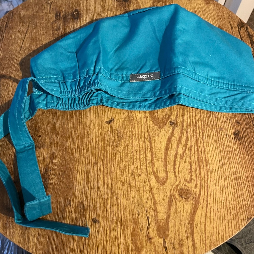 Zaqzeq Recess Blue Nursing Surgery Cap with adjustable tie -NWT